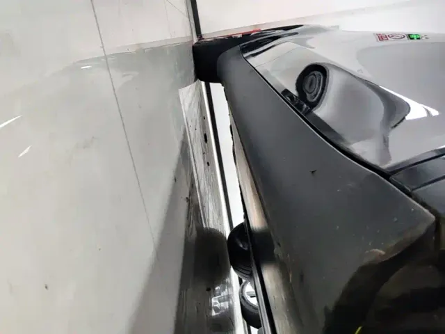 Tesla Model Y — Фото автомобиля 20