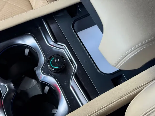 BYD FangChengBao Leopard 5 — Фото автомобиля 11