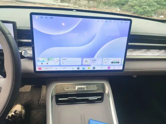 Roewe M7 DMH — Фото автомобиля 12