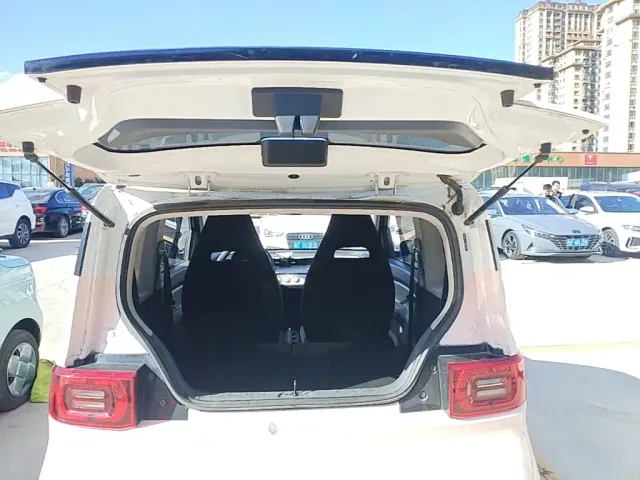 Wuling Hongguang Mini EV — Фото автомобиля 18