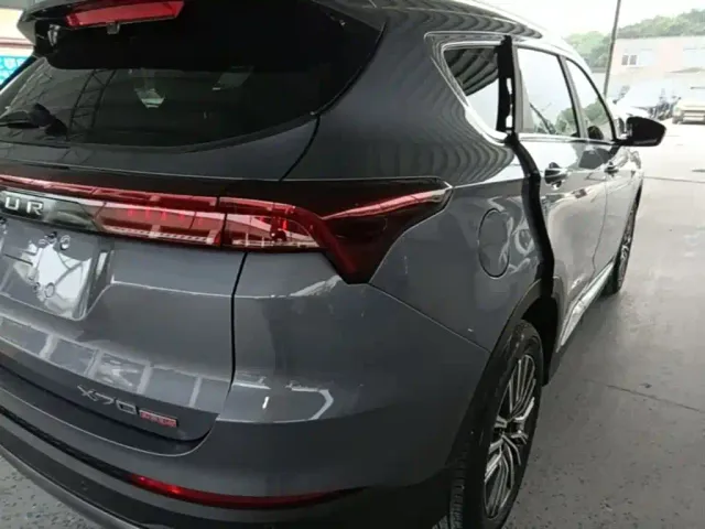 Jetour X70 Plus — Фото автомобиля 7