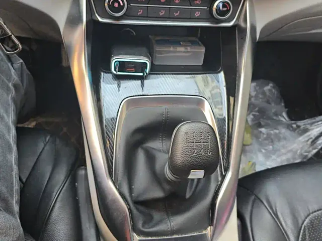 Maxus G50 — Фото автомобиля 16