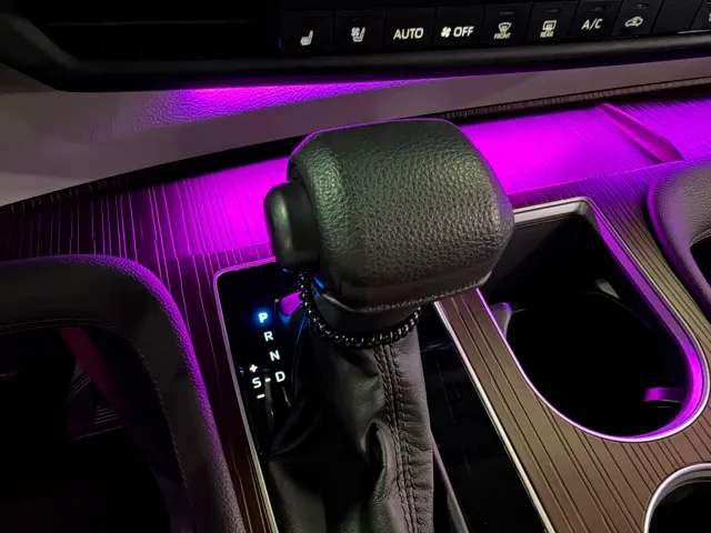 Toyota Granvia — Фото автомобиля 11