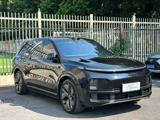Li Auto L9 — Фото автомобиля 3