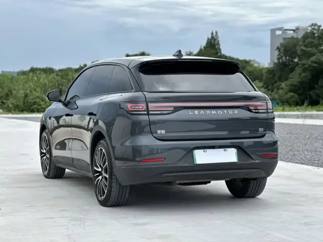 Leapmotor Leapmotor C11 2023 Range Extender 180 Comfort Edition — Фото автомобиля 15