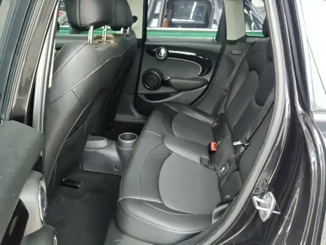 MINI Hatch — Фото автомобиля 16