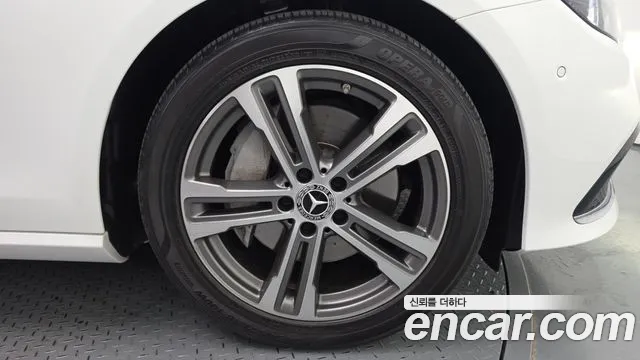 Mercedes-Benz E-Class W213 — Фото автомобиля 6