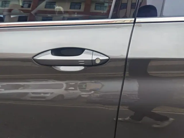 Geely Binyue — Фото автомобиля 12