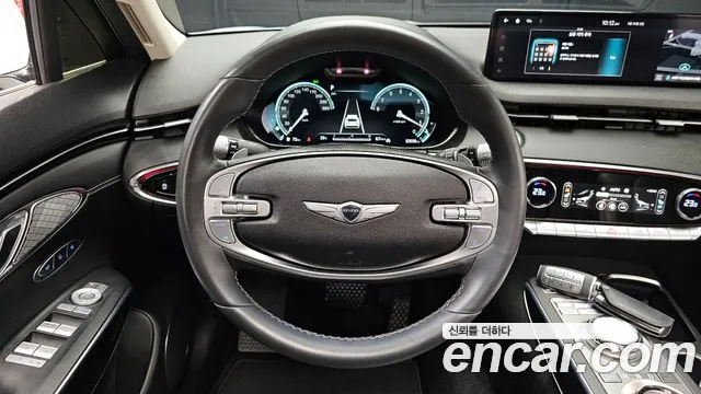 Genesis GV70 2.5T Бензин 2WD — Фото автомобиля 9