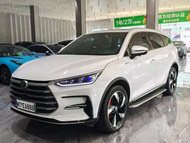 Фотография автомобиля — BYD Tang