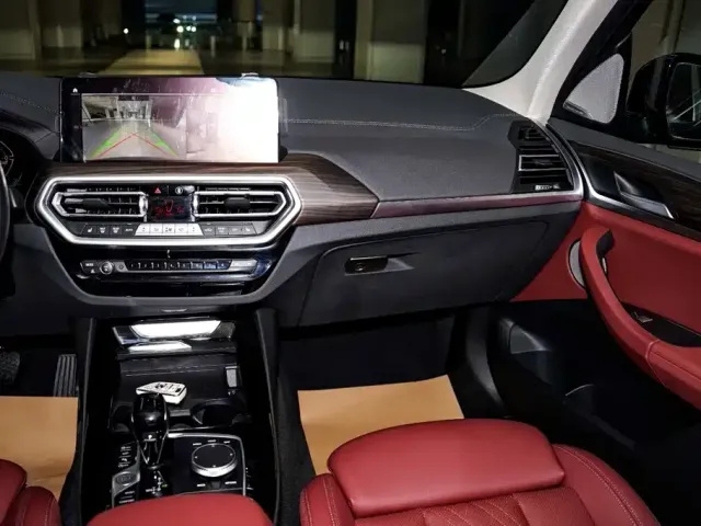 BMW X3 — Фото автомобиля 14