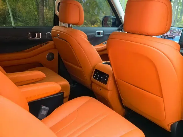 Haval Great Wall H10 — Фото автомобиля 6
