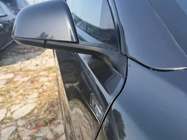 Tesla Model 3 — Фото автомобиля 12