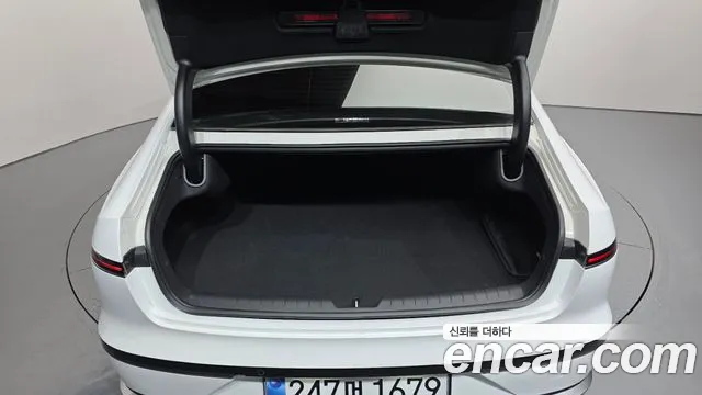 Hyundai Grandeur GN7 — Фото автомобиля 20