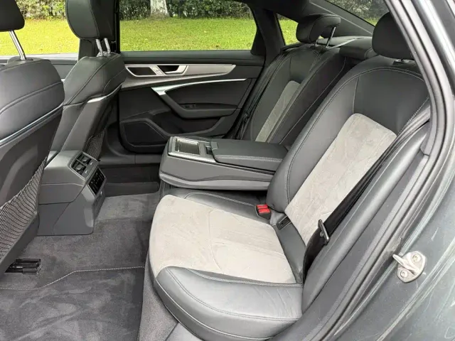 Audi A6L — Фото автомобиля 12