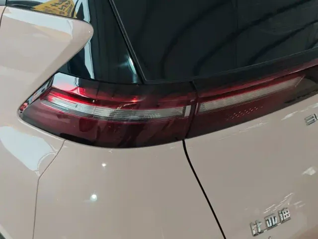 BYD Seagull — Фото автомобиля 5