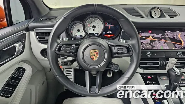 Porsche Macan — Фото автомобиля 20