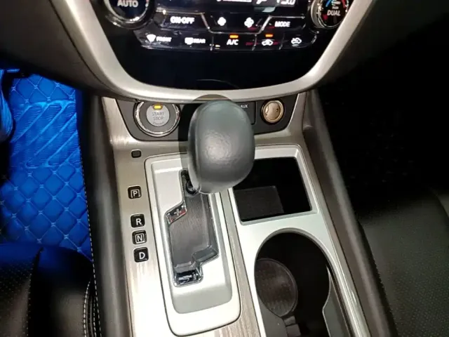 Nissan Murano — Фото автомобиля 13