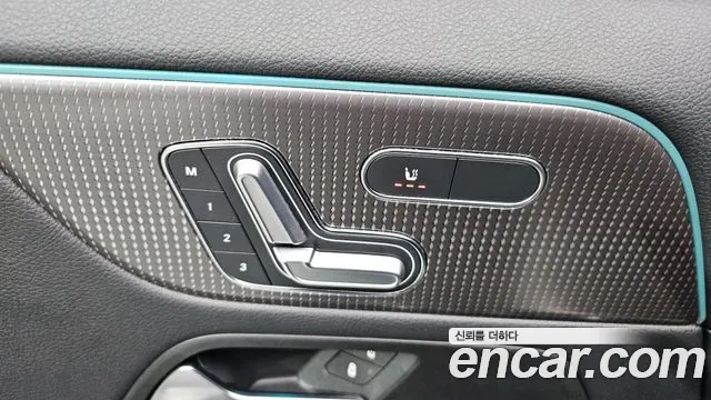 Mercedes-Benz EQA — Фото автомобиля 29