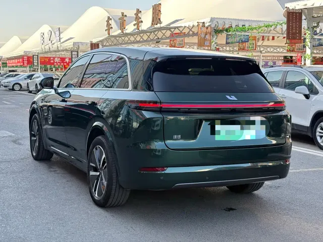 Li Auto L7 — Фото автомобиля 5