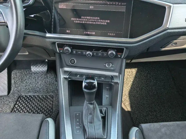 Audi Q3 — Фото автомобиля 18