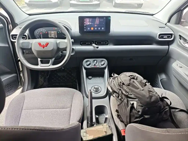 Wuling Hongguang — Фото автомобиля 9