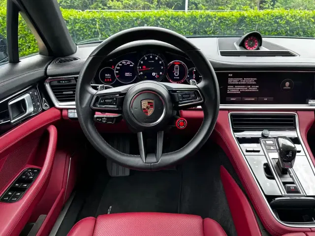 Porsche Panamera — Фото автомобиля 8