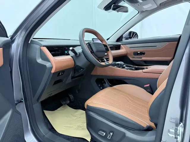 Jetour Jetour Dasheng 2025 1.5T DCT Luxury Edition — Фото автомобиля 4