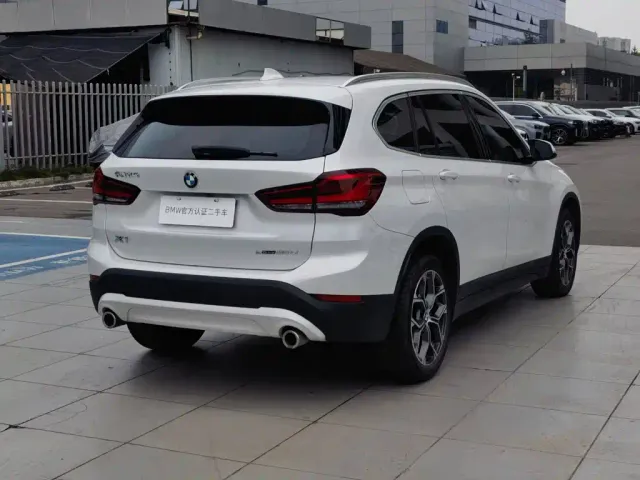 BMW X1 — Фото автомобиля 5