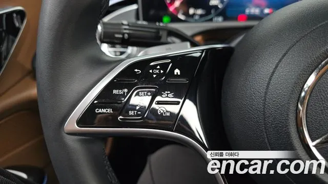 Mercedes-Benz E-Class — Фото автомобиля 13