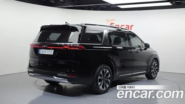 Kia Canival Carnival 4 поколение Дизель 7 мест Signature — Фото автомобиля 2
