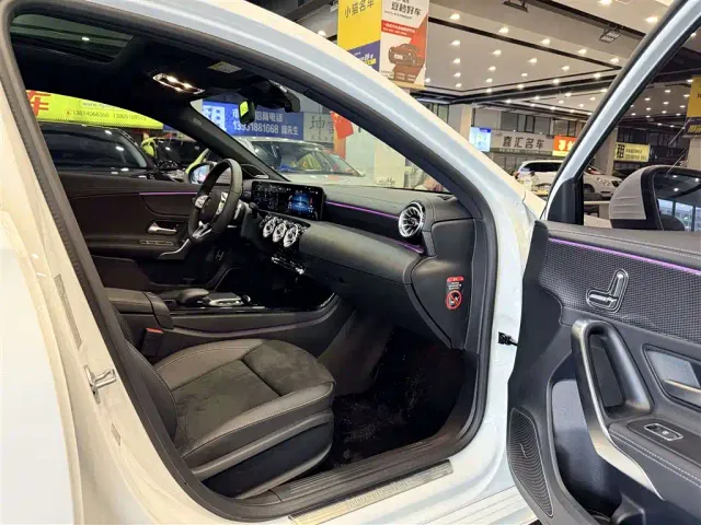Mercedes-Benz A-Class — Фото автомобиля 6