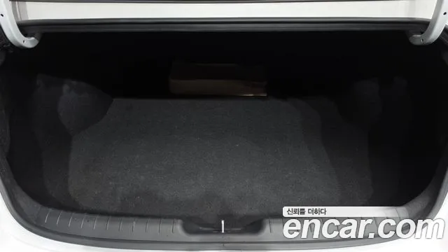 Hyundai Avante CN7 — Фото автомобиля 22