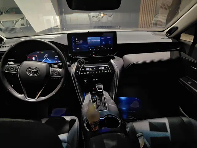 Toyota Venza — Фото автомобиля 9