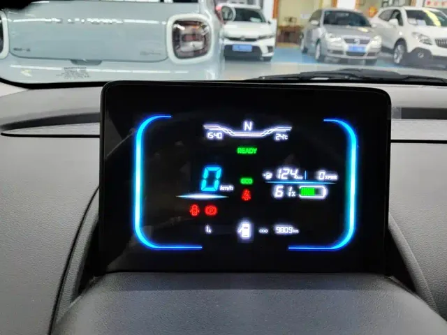 Changan Lumin — Фото автомобиля 11