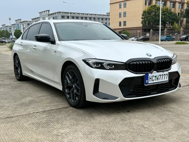 BMW 3 Series — Фото автомобиля 4