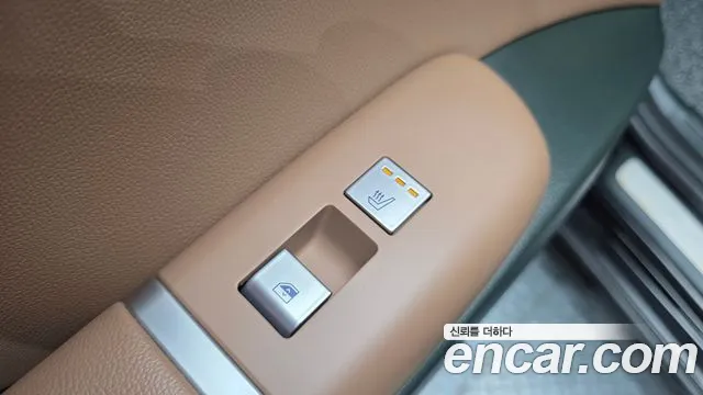 Hyundai Grandeur Grandeur (GN7) 2.5 Бензин 2WD — Фото автомобиля 27