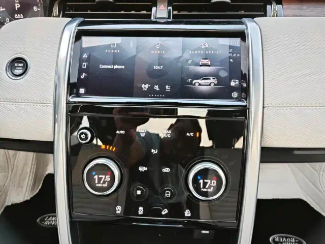 Land Rover Discovery Sport — Фото автомобиля 16