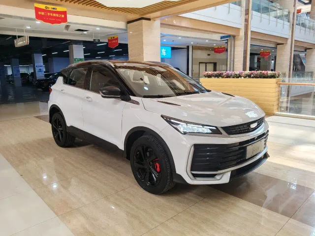 Geely Binyue — Фото автомобиля 2