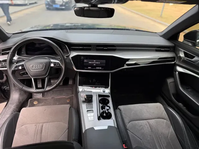 Audi A6L — Фото автомобиля 5