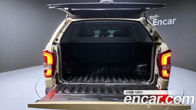 KG_Mobility_Ssangyong Rexton Новый Rexton Sport Дизель 2.2 2WD — Фото автомобиля 20