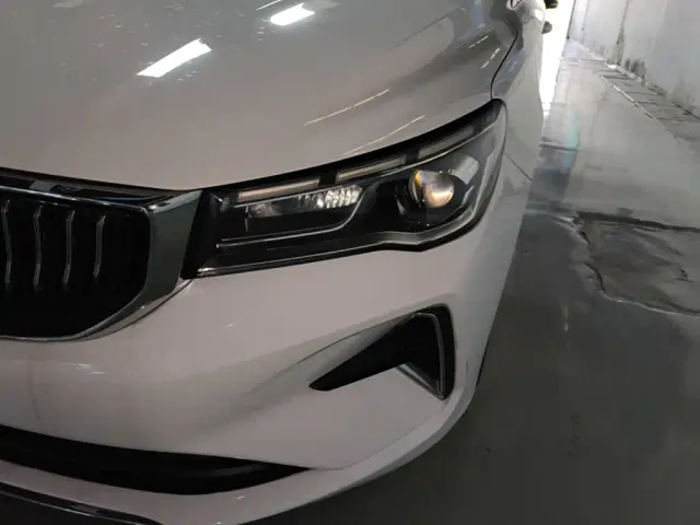 Geely Emgrand — Фото автомобиля 23