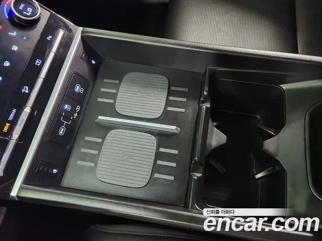 Hyundai Santafe Santa Fe (MX5) — Фото автомобиля 13