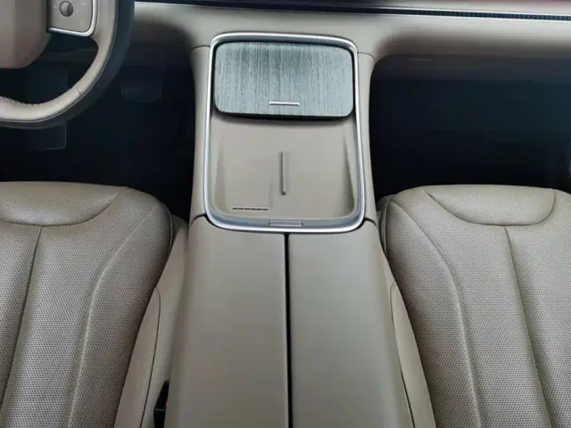 Leapmotor C11 — Фото автомобиля 16