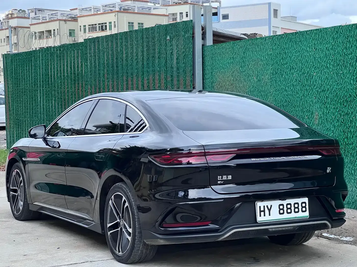 BYD Han 2023 EV Champion Edition 605KM FWD Premium — Фото автомобиля 20