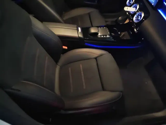 Mercedes-Benz Mercedes-Benz A-Class 2023 A 200 L Fashion — Фото автомобиля 24