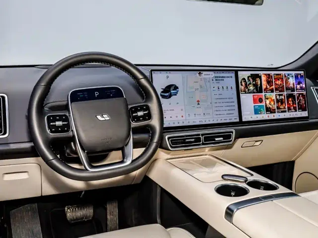 Li Auto L8 — Фото автомобиля 24