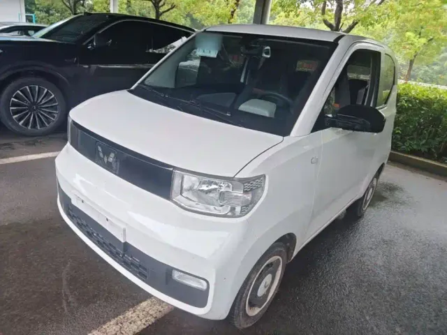 Фотография автомобиля — Wuling Hongguang Mini EV