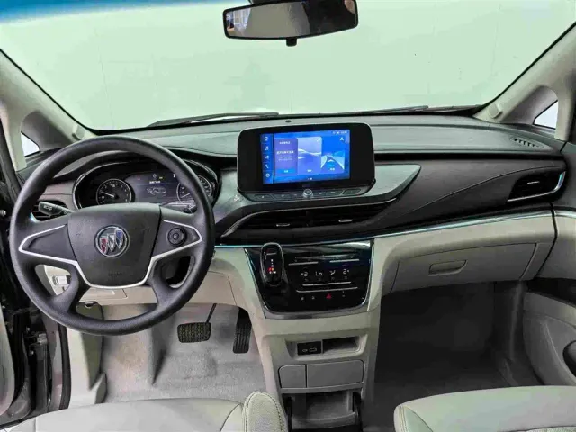 Buick GL8 — Фото автомобиля 8