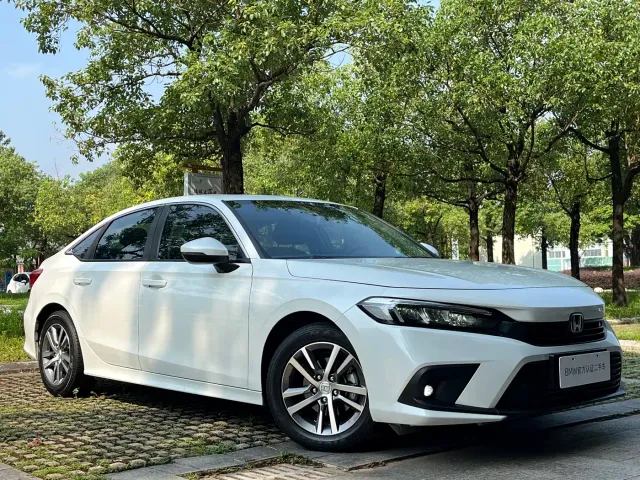 Honda Civic — Фото автомобиля 3